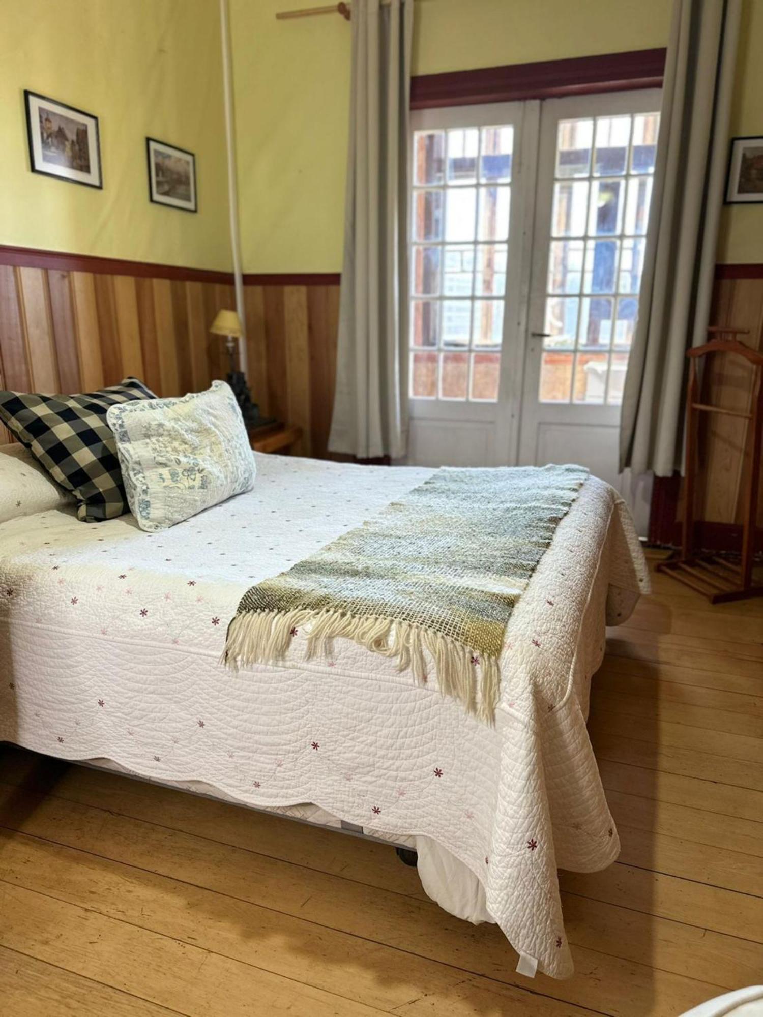 Hostal Florencia Lejlighed Puerto Varas Eksteriør billede